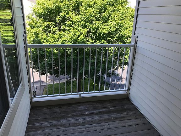 5th image of 3606 Abercrombie Ln
