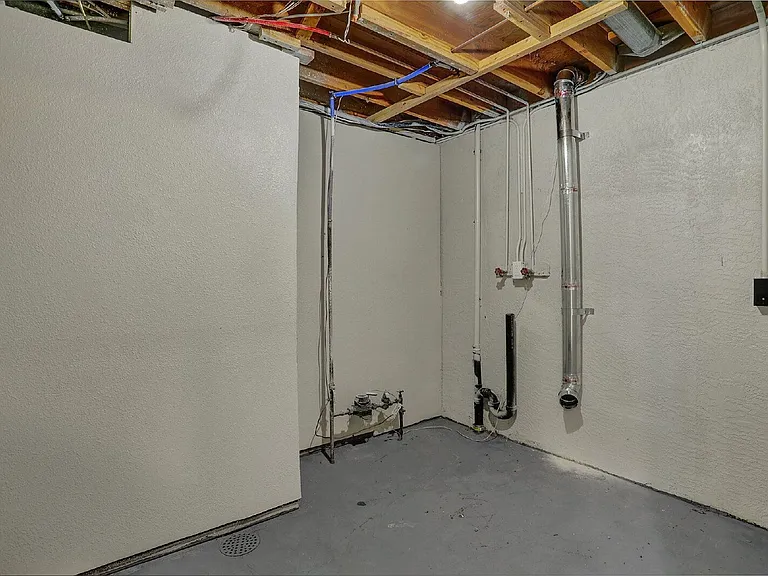 817 Westmoor Dr — Photo 26