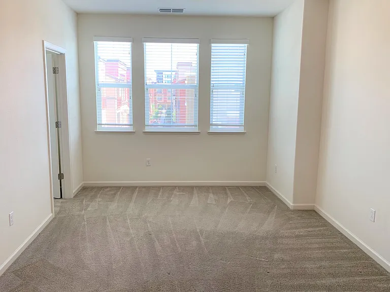 1583 Mercado Way — Photo 6