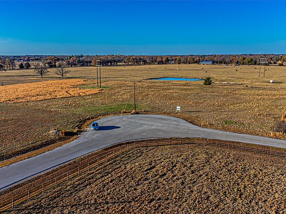 4th image of Private Road 5304