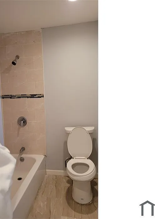 3 bed, 1350 sqft, $2,400 — Photo 3