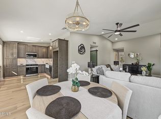 1221 W SHAWNEE Drive, Chandler, AZ 85224