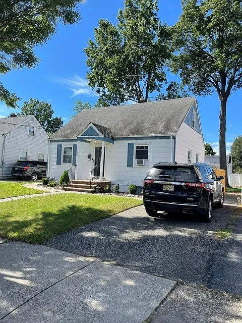 3 bed, 1700 sqft, $3,950 — Photo 4
