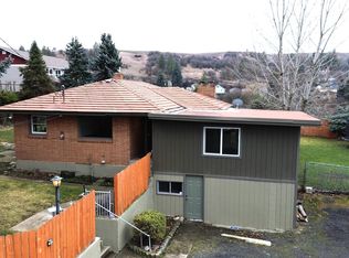 312 E Thorn St, Colfax, WA 99111