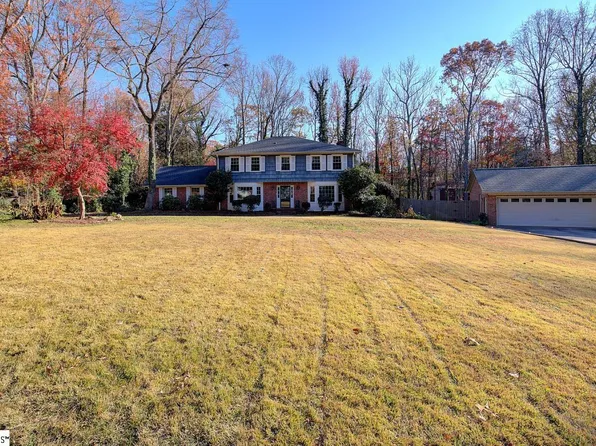 114 Hillsborough Dr, Greenville, SC 29615