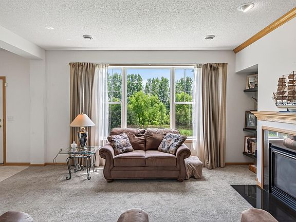 5th image of 6597 Linwood Dr NE