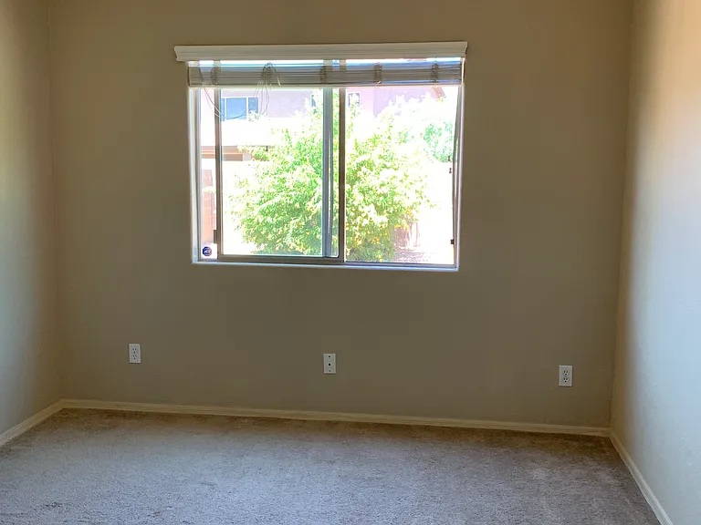 43942 W Adobe Cir — Photo 37