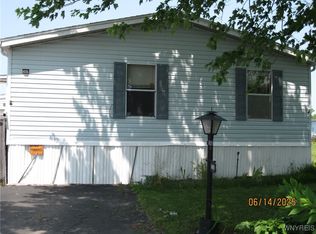 1203 Maplewood, Lockport, NY 14094