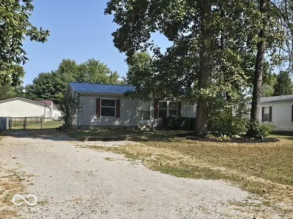 604 Pumpkin Pl, Cloverdale, IN 46120