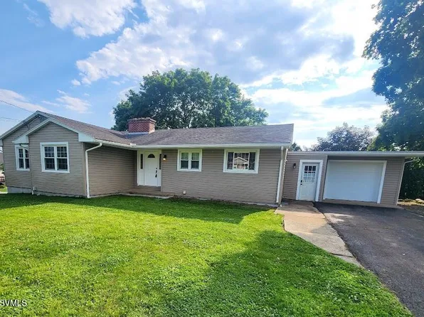 18 Sundale Dr, Bloomsburg, PA 17815