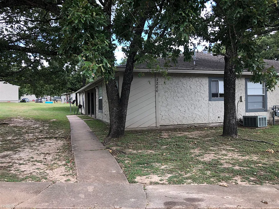 Front Exterior1