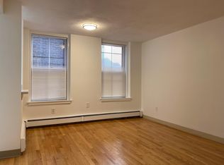 1 Anderson Pl APT 2A, Boston, MA 02114