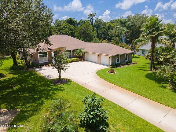 3rd image of 18 Indianhead Dr