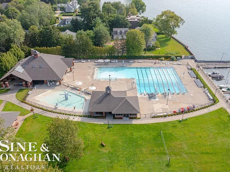 860 Neff Rd — Photo 42