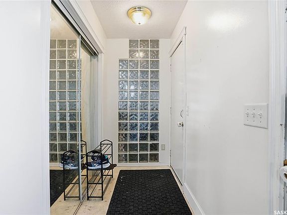 5th image of 542 KELLOUGH ROAD