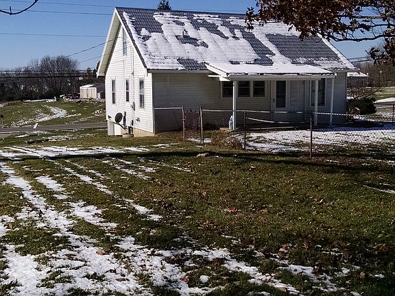 Enjoy back porch sunrise!