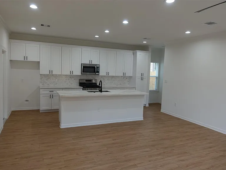 9602 Champion Heavens Dr — Photo 4