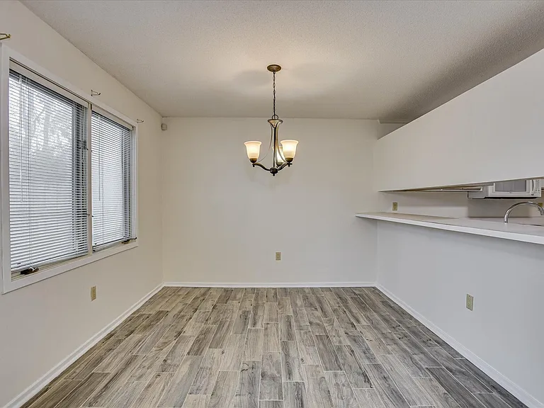 3220 Summerchase Cir — Photo 7