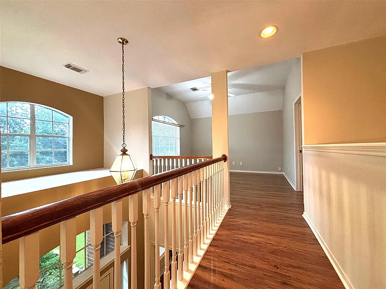 9514 Leaning Tree Ln — Photo 21