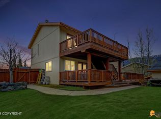 8840 Danny Cir, Eagle River, AK 99577