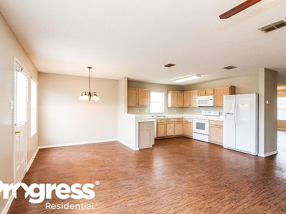 4th image of 1206 Leeward Ln
