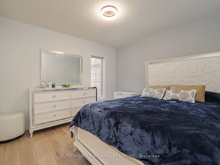 68 Addison St #2-& — Photo 28