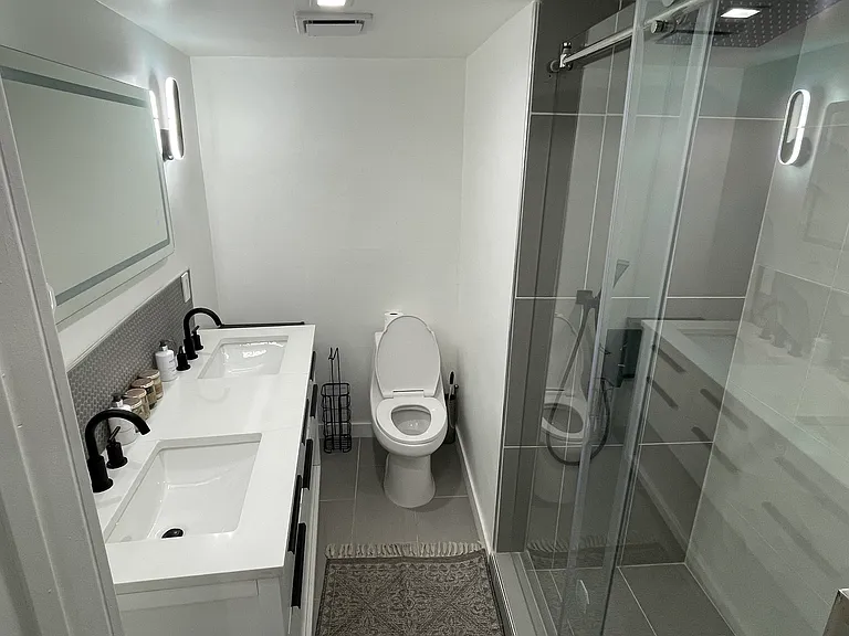 390 Bedford Pl #2 — Photo 8