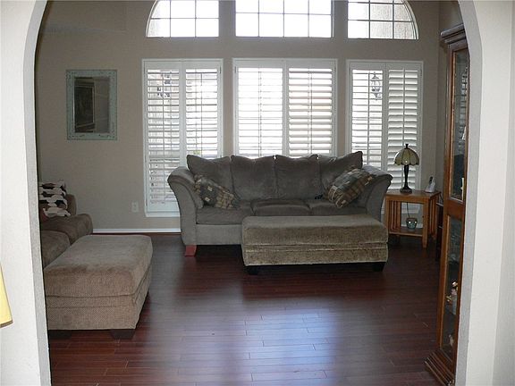 2nd image of 1280 Desierto Seco Dr