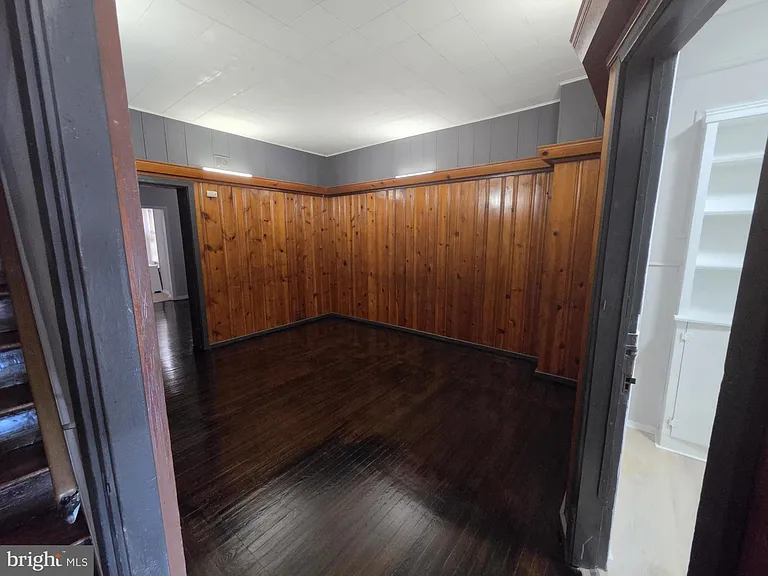 633 E Allegheny Ave — Photo 7