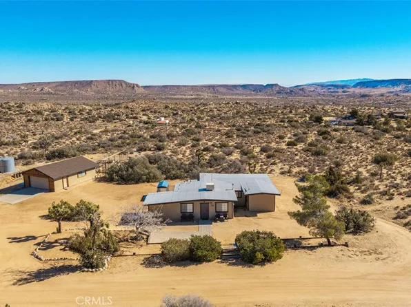 2545 Apache Pass, Pioneertown, CA 92268