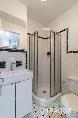 Rented by Mirador Real Estate | media 10