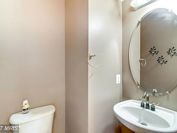 5th image of 42552 Magellan Sq