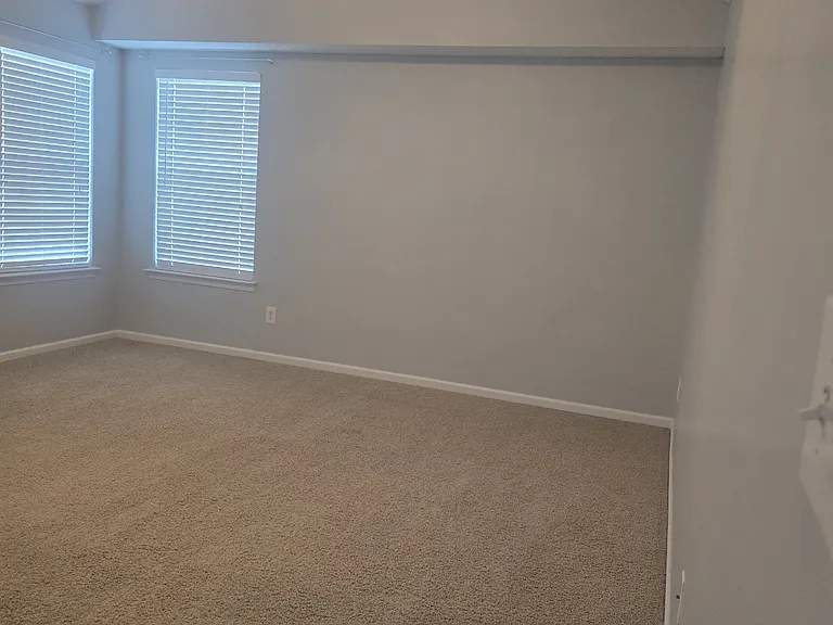 158 Eagleton Cir — Photo 11