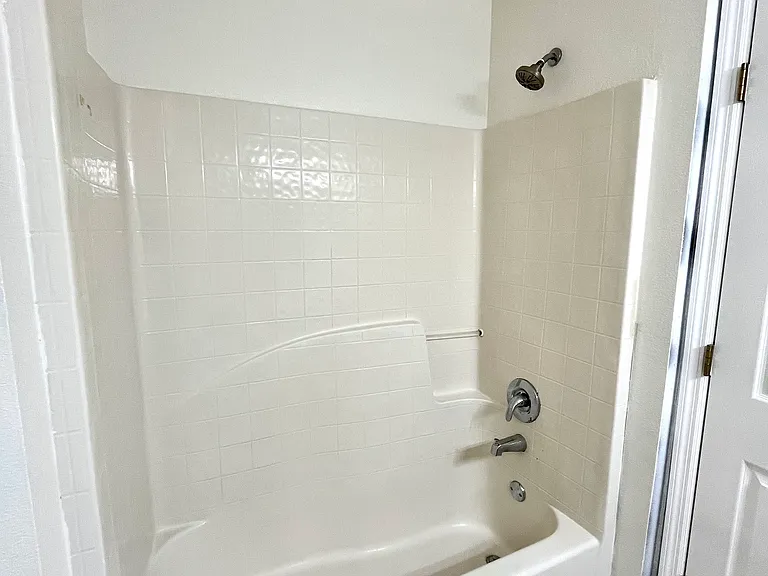 4083 Dover Terrace Dr — Photo 23