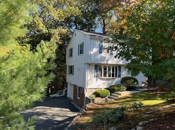 6 Longhill Rd, Lynn, MA 01904