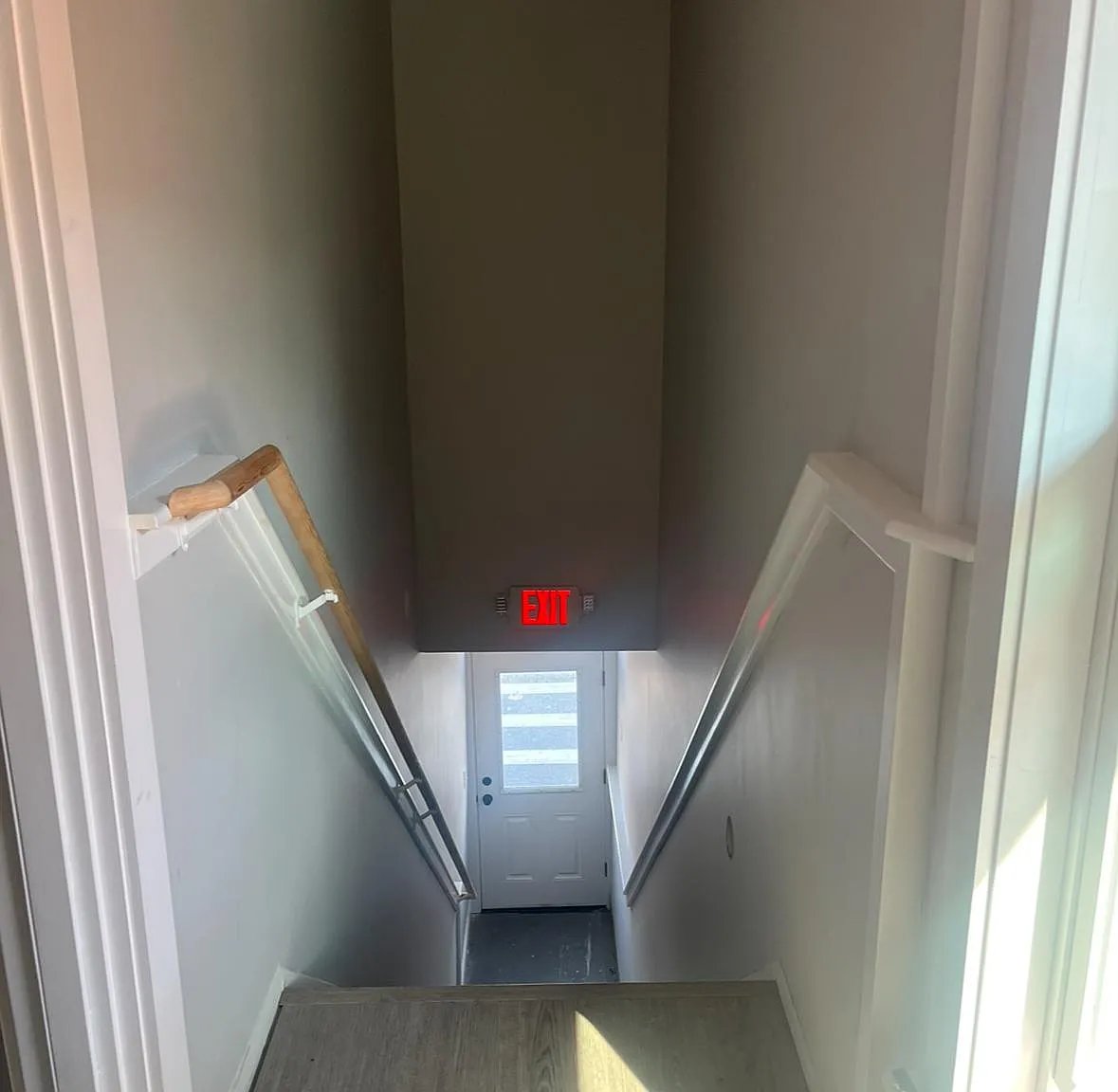 1 bed, $2,100 — Photo 4