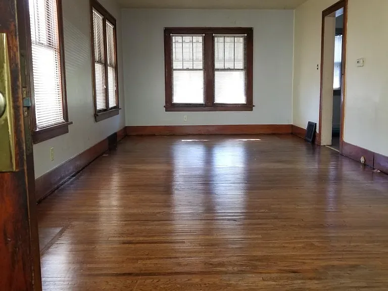 119 Mohawk St — Photo 5