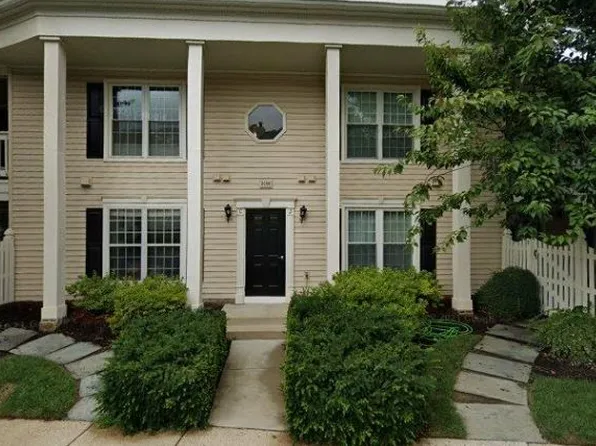 3050 Trevor House Dr #A, Oakton, VA 22124