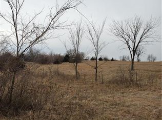 W 319th St, Paola, KS 66071