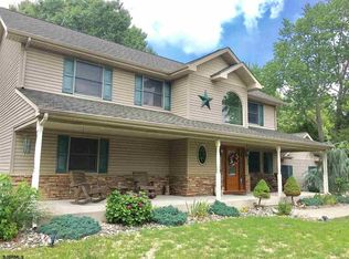 834 3rd St, Hammonton, NJ 08037