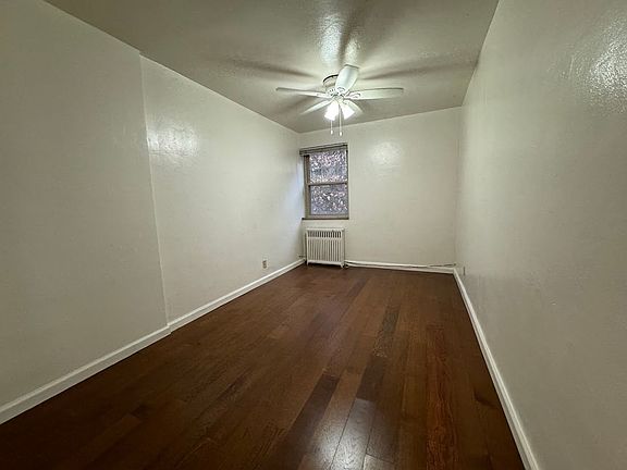 5th image of 5300 5th Ave APT B3