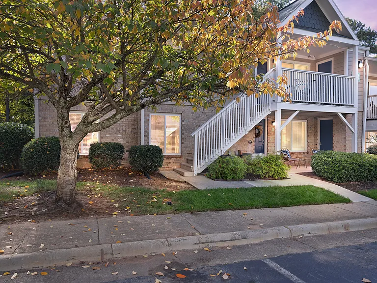 Cary Pines Apartments — Photo 42