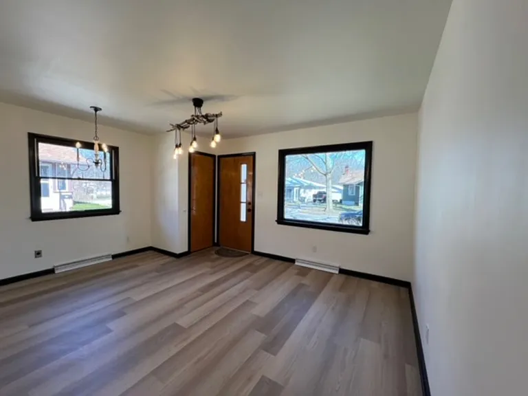 711 S Lynn St #1 — Photo 3