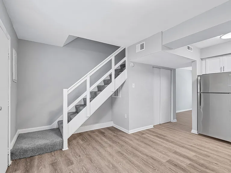 Twin Rivers Townhomes — Photo 9