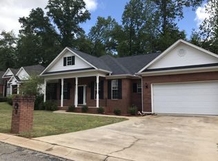 209 Sugarloaf Cir, Macon, GA 31204
