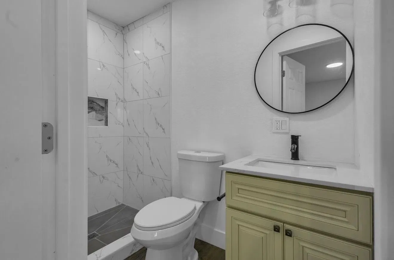 2 bed, $1,750 — Photo 4