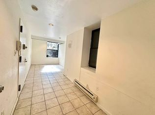 421 W 43rd St, New York, NY 10036