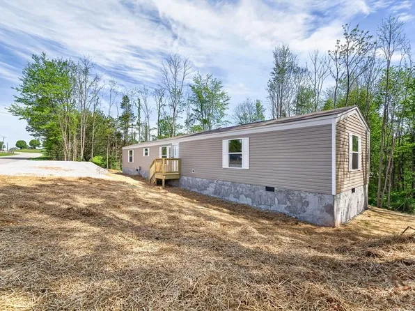 852 Old Dunlap St, Spencer, TN 38585