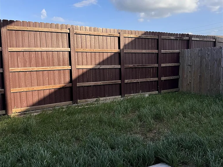 15931 Winston Point Ln — Photo 15