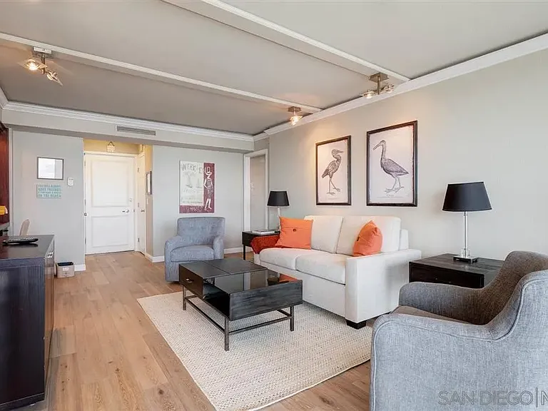 1720 Avenida Del Mundo #1607 — Photo 10